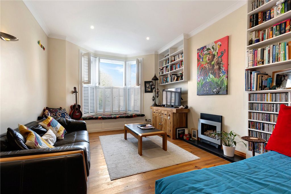 Property photo 2 of 14 Reception