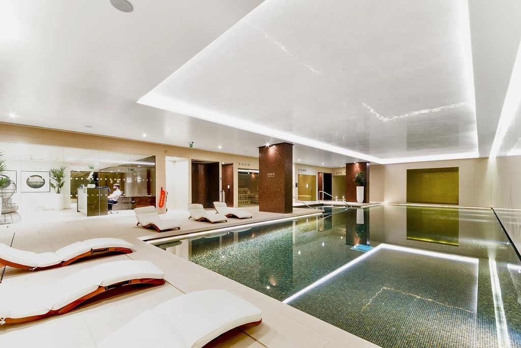 Property photo 2 of 5 Swimming Pool