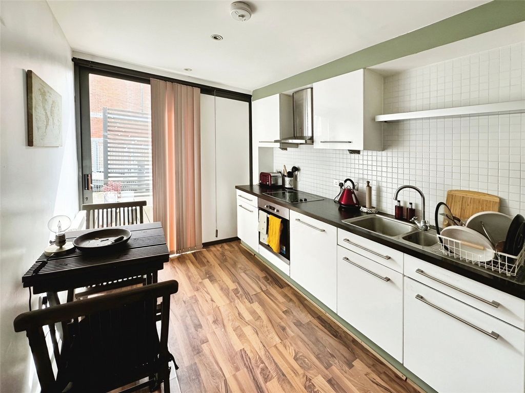 Property photo 2 of 11 Kitchen