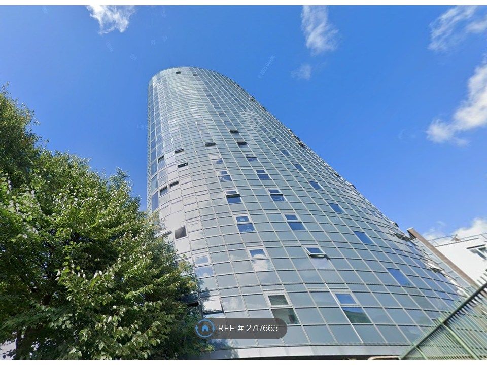 Property photo 1 of 6 Iconic Stratford Eye