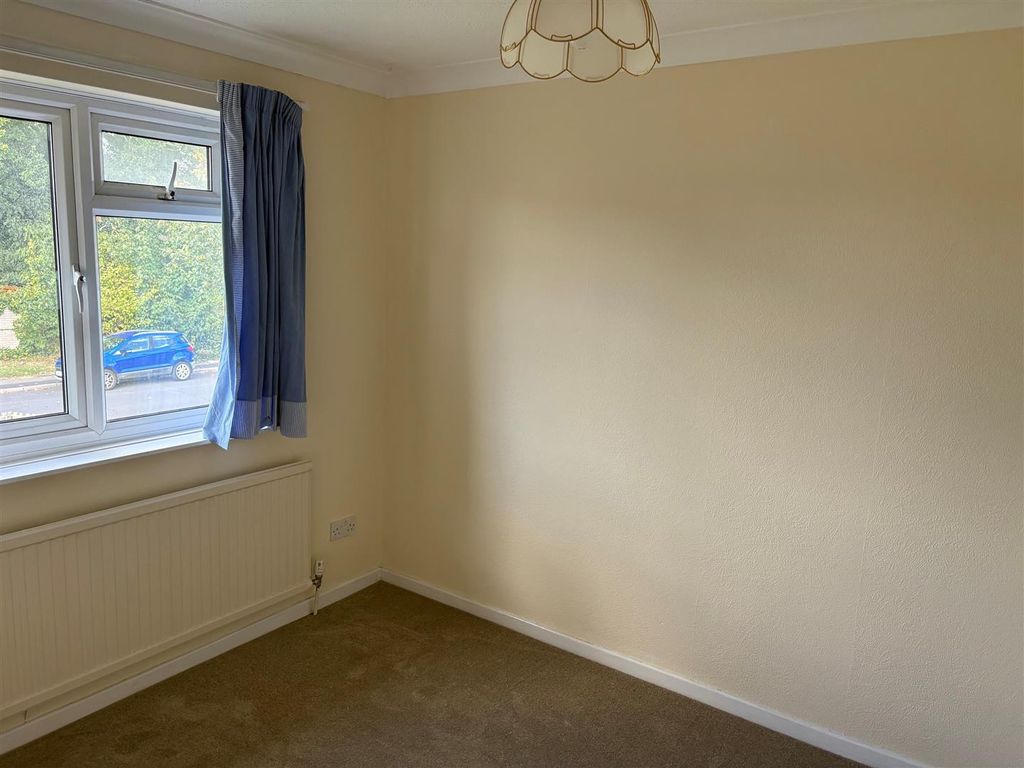 Property photo 2 of 9 Bedroom 1