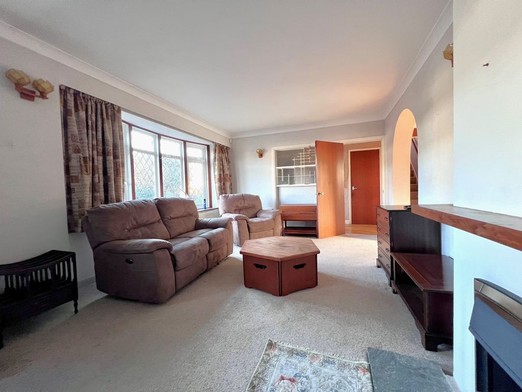 Property photo 2 of 23