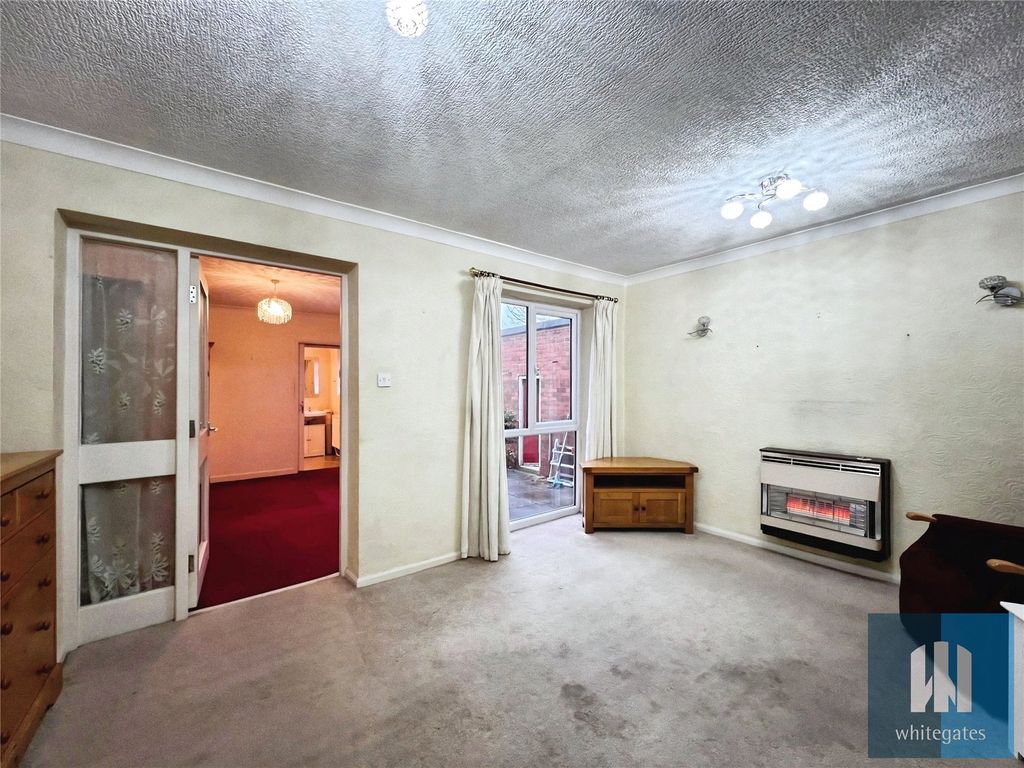 Property photo 3 of 19 Picture No. 02