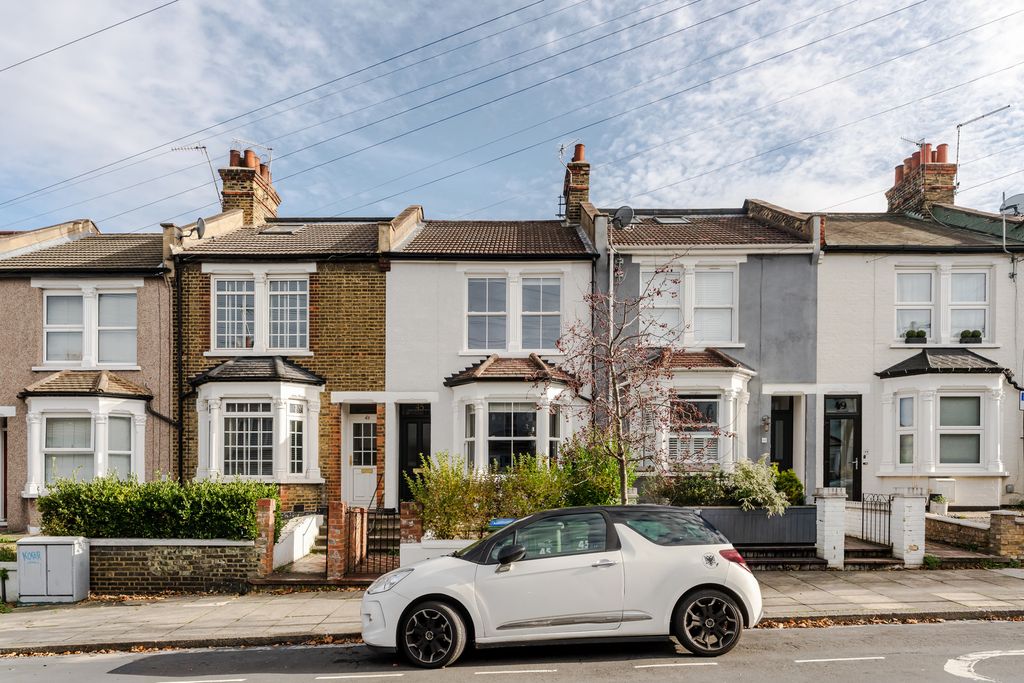 Property photo 2 of 28 320091 - 45 Howarth Road-48.Jpeg