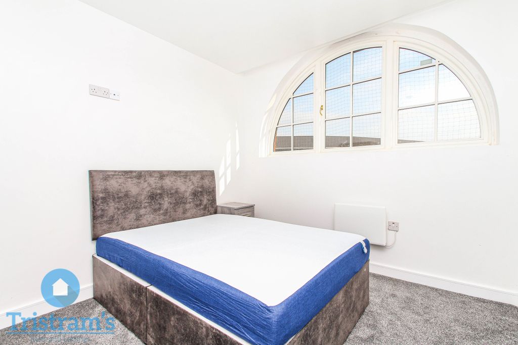 Property photo 1 of 11 Img_8634