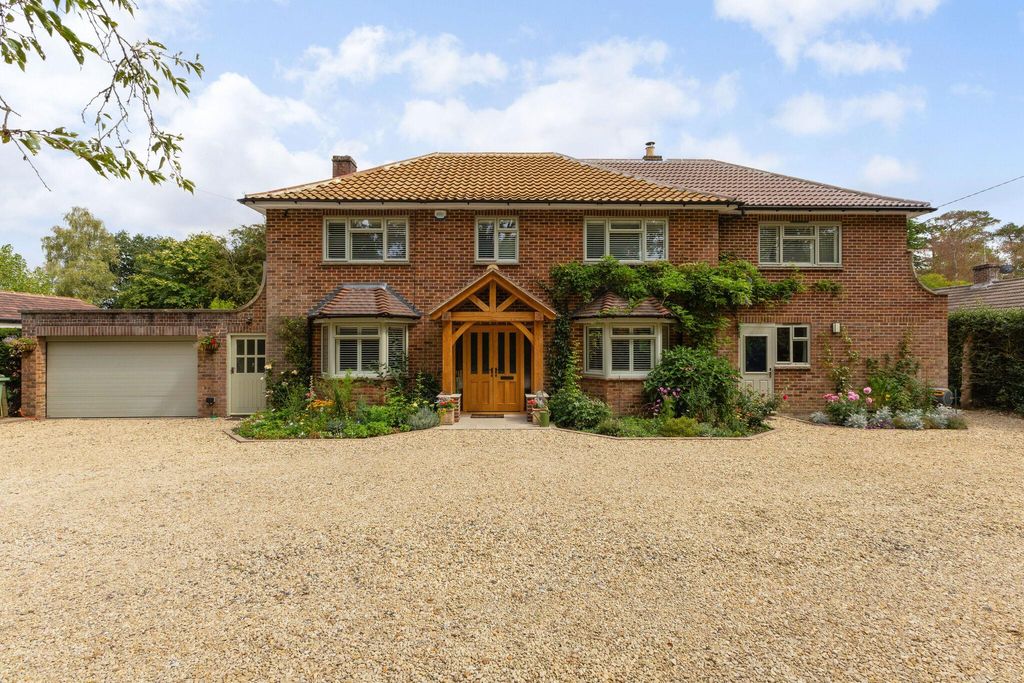 Property photo 2 of 23 Image