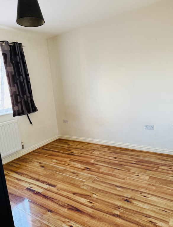 Property photo 3 of 4