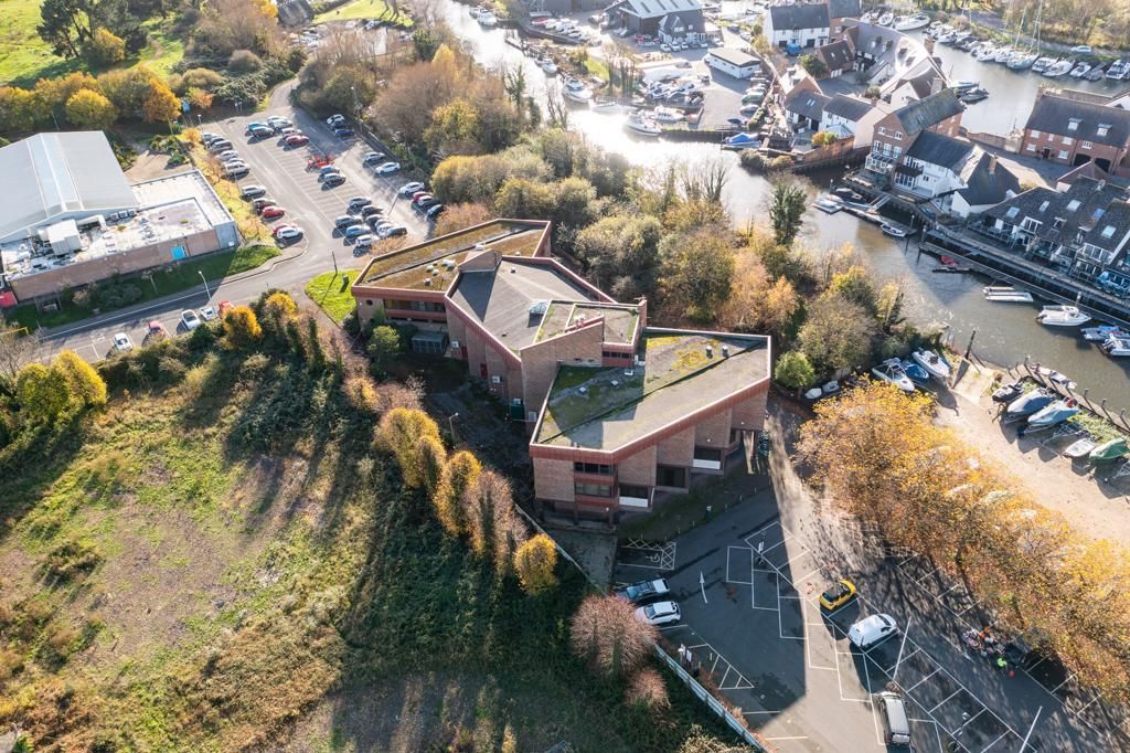 Property photo 2 of 5 Photo 7