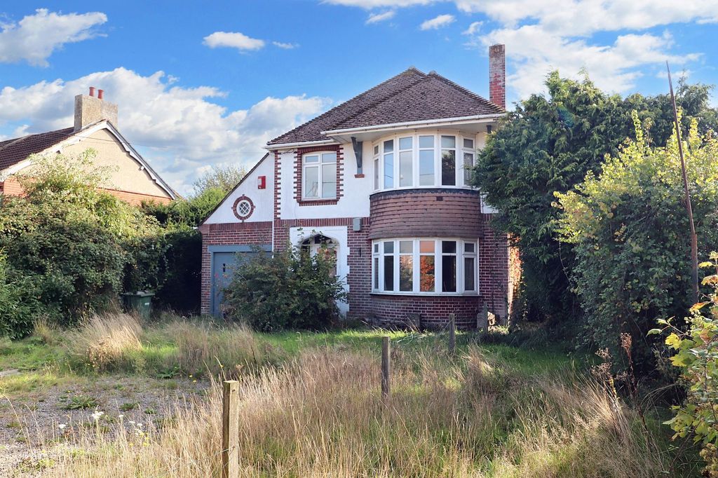 Property photo 3 of 8