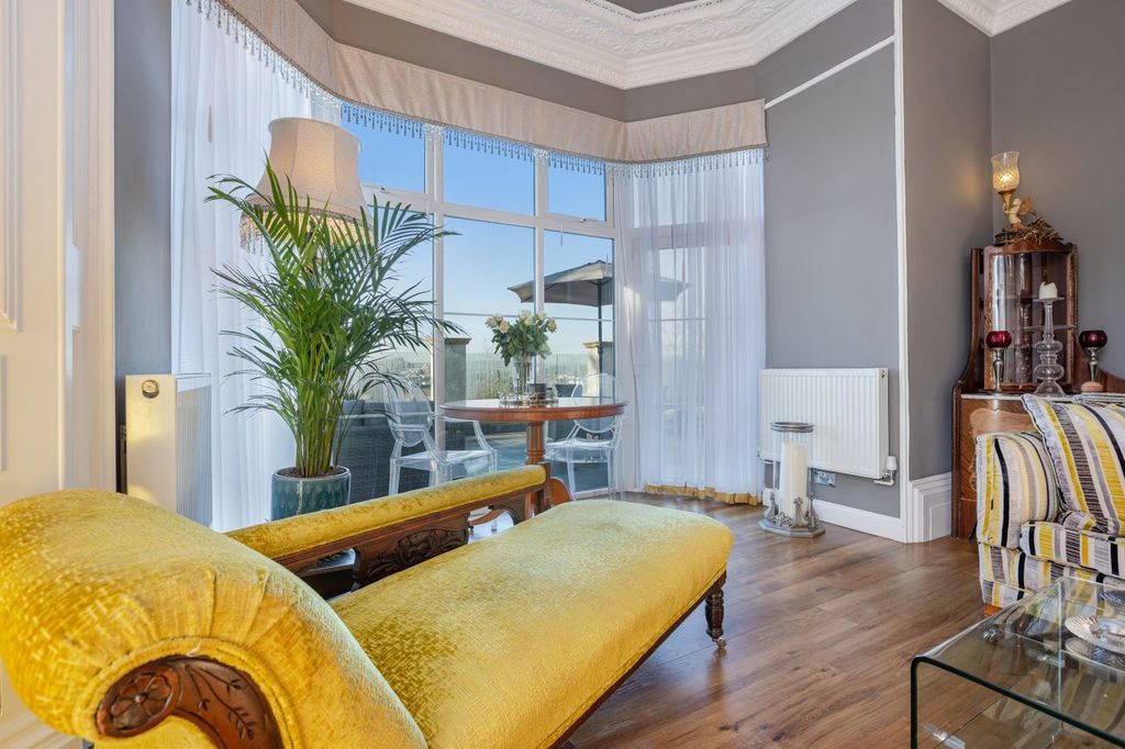 Additional image 8 of 3 bed flat for saleRidgeway Road, Torquay, Devon TQ1