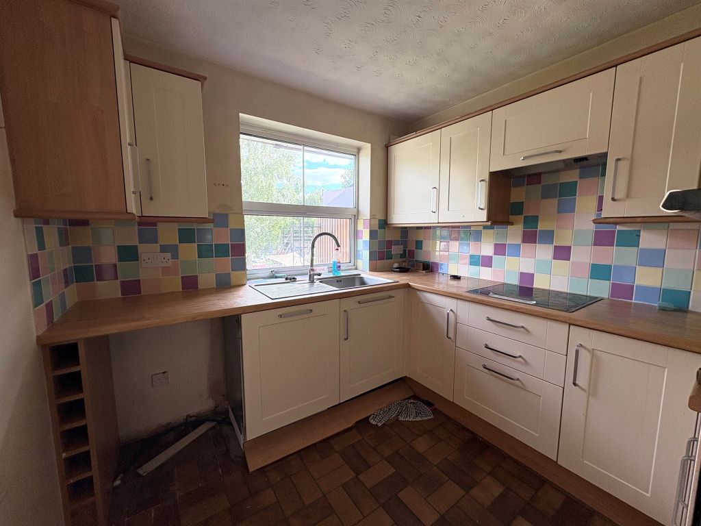 Property photo 3 of 5