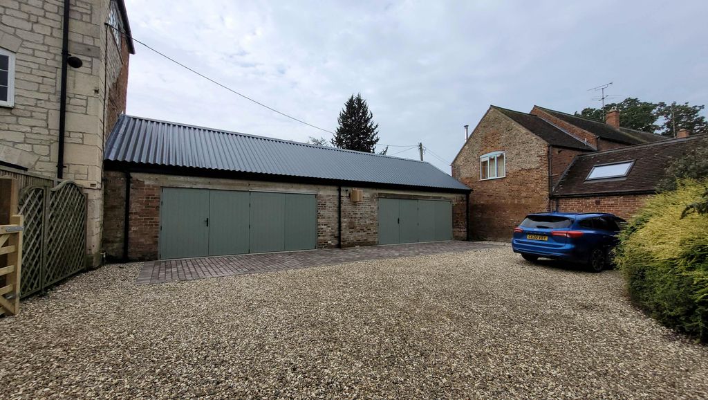 Property photo 2 of 2 Ext 1.Jpg