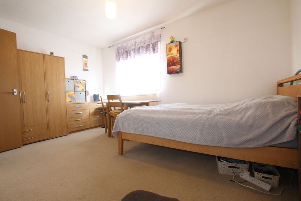 Property photo 3 of 5 Img_0696