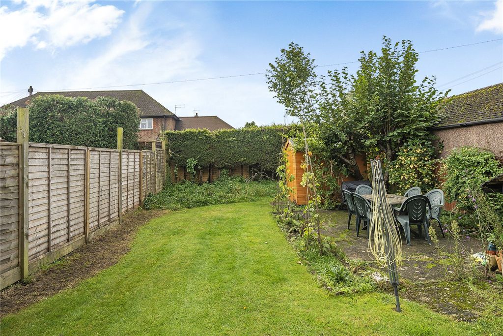 Property photo 2 of 16 Picture No. 15
