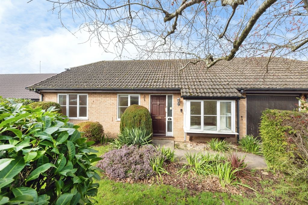 Property photo 1 of 24