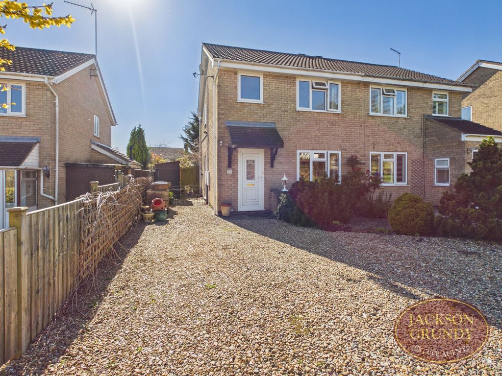 Property photo 1 of 14 Phillips Way