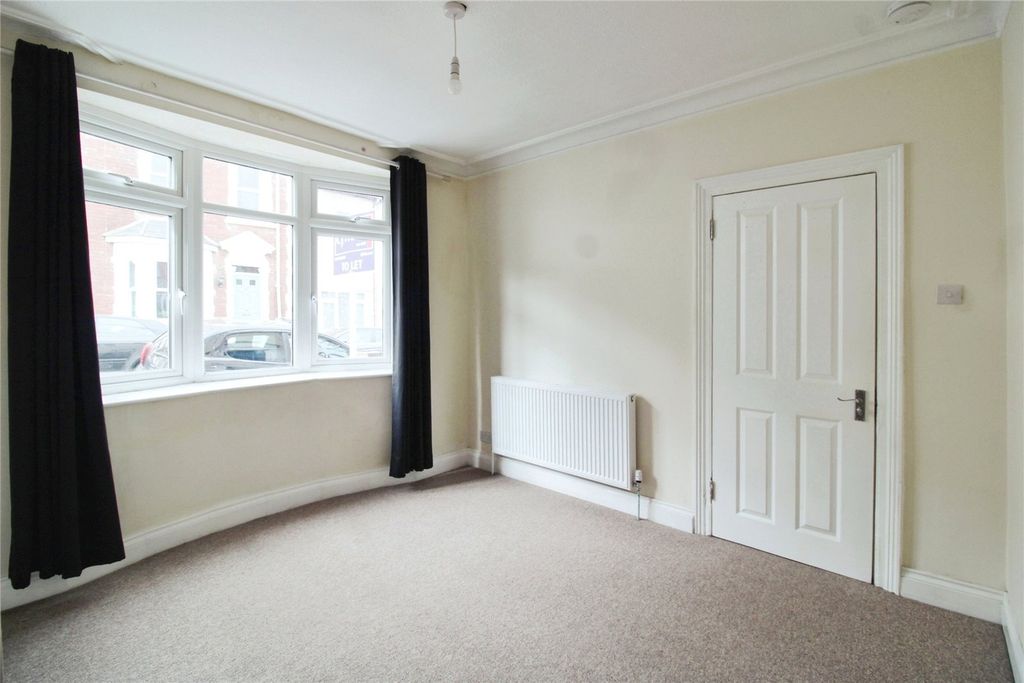 Property photo 3 of 21 Picture No. 04