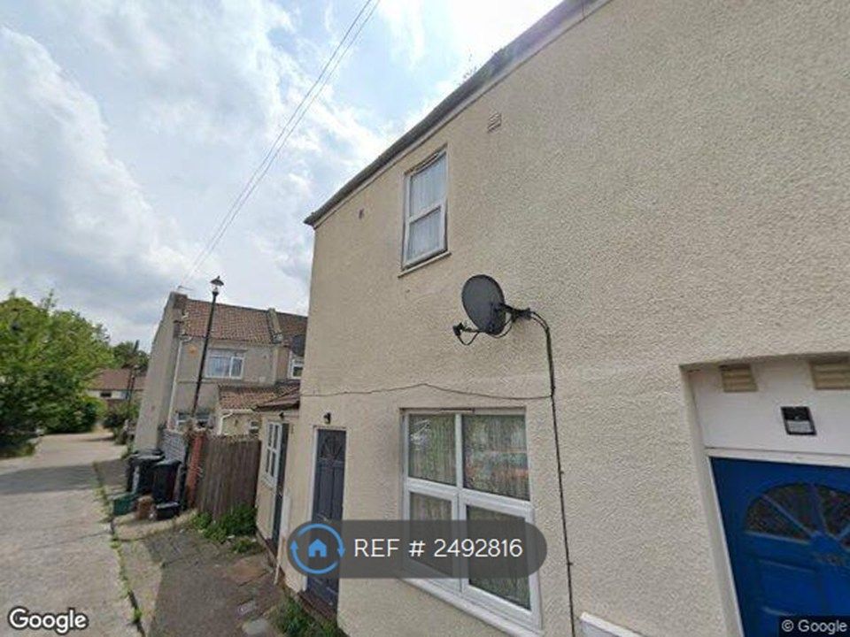 Property photo 1 of 8