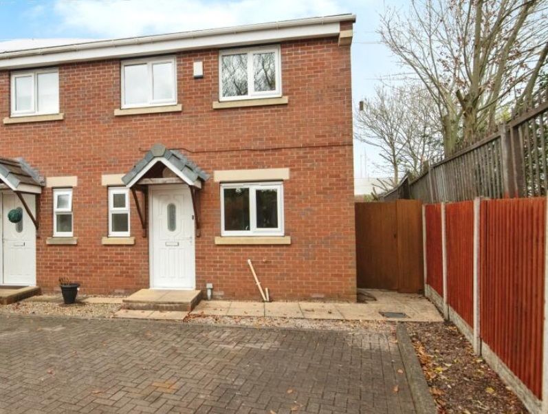 Property photo 1 of 8