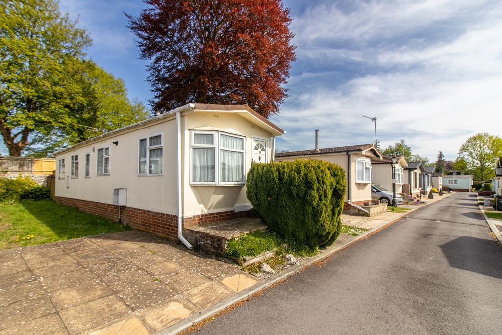 Property photo 1 of 13 Img_6856