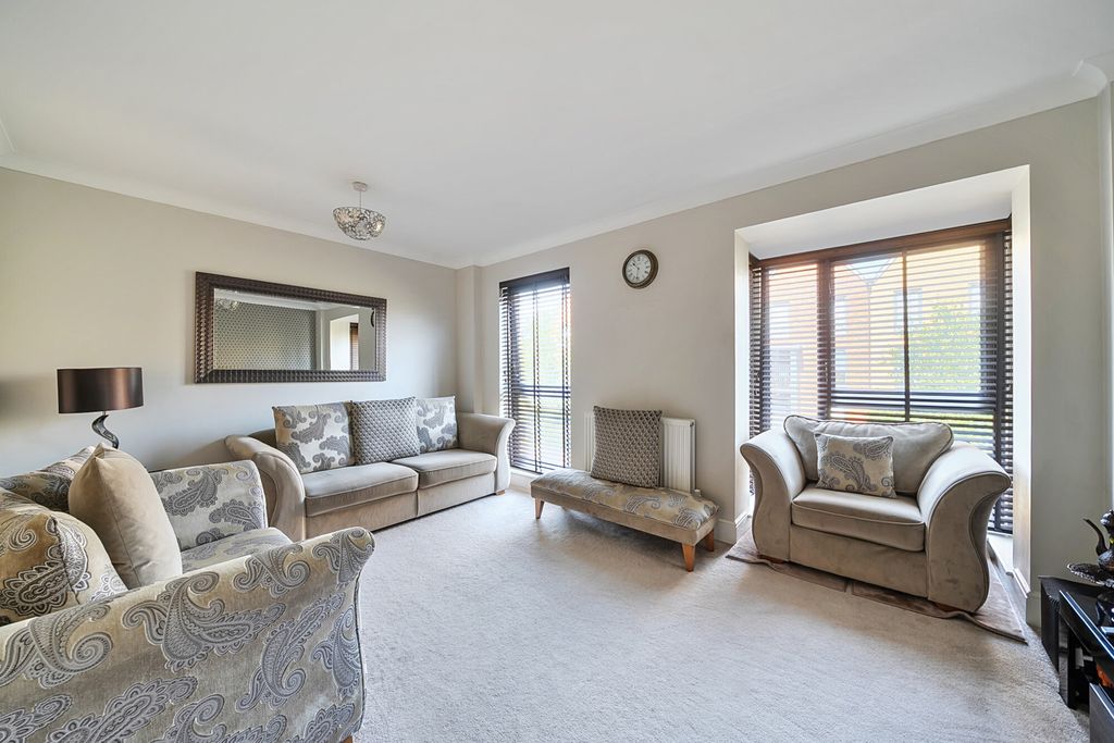 Property photo 3 of 23 1312068-13-6853E0...