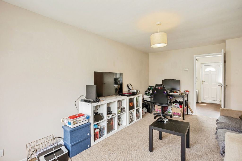 Property photo 3 of 14 Pbox-Img.Jpg