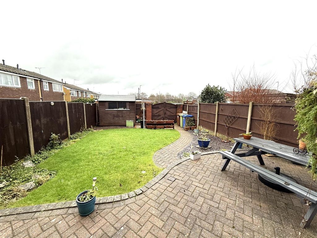 Property photo 3 of 20 44 Jos Rear.Jpeg