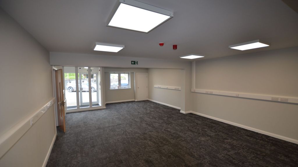 Property photo 2 of 8 Allied-Surveyors-Scotland-Somnerfield-Business-Cen