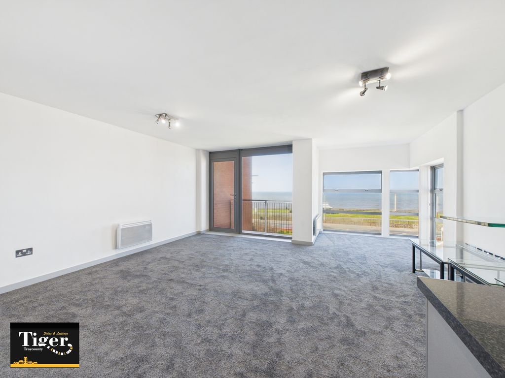 Property photo 3 of 23 Cam03440G0-Pr0304-Still008