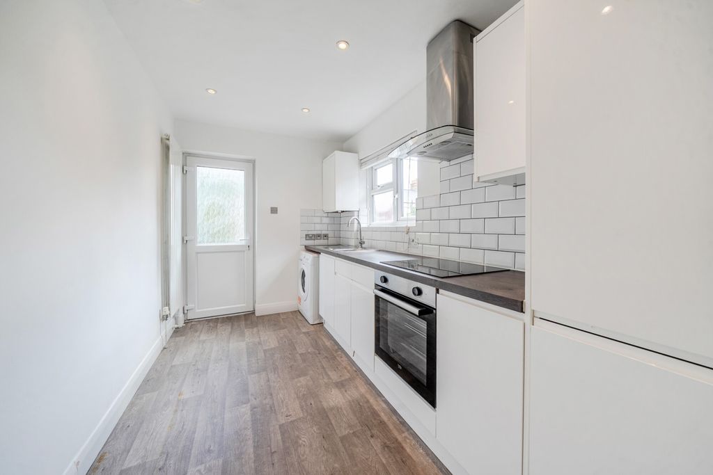 Property photo 2 of 10 1499331-3-6A6B4F8...