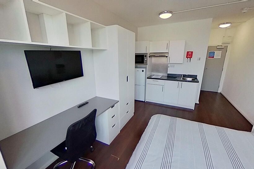 Property photo 1 of 5 A Modern And Well-Organized Master Bedroom Featuri...