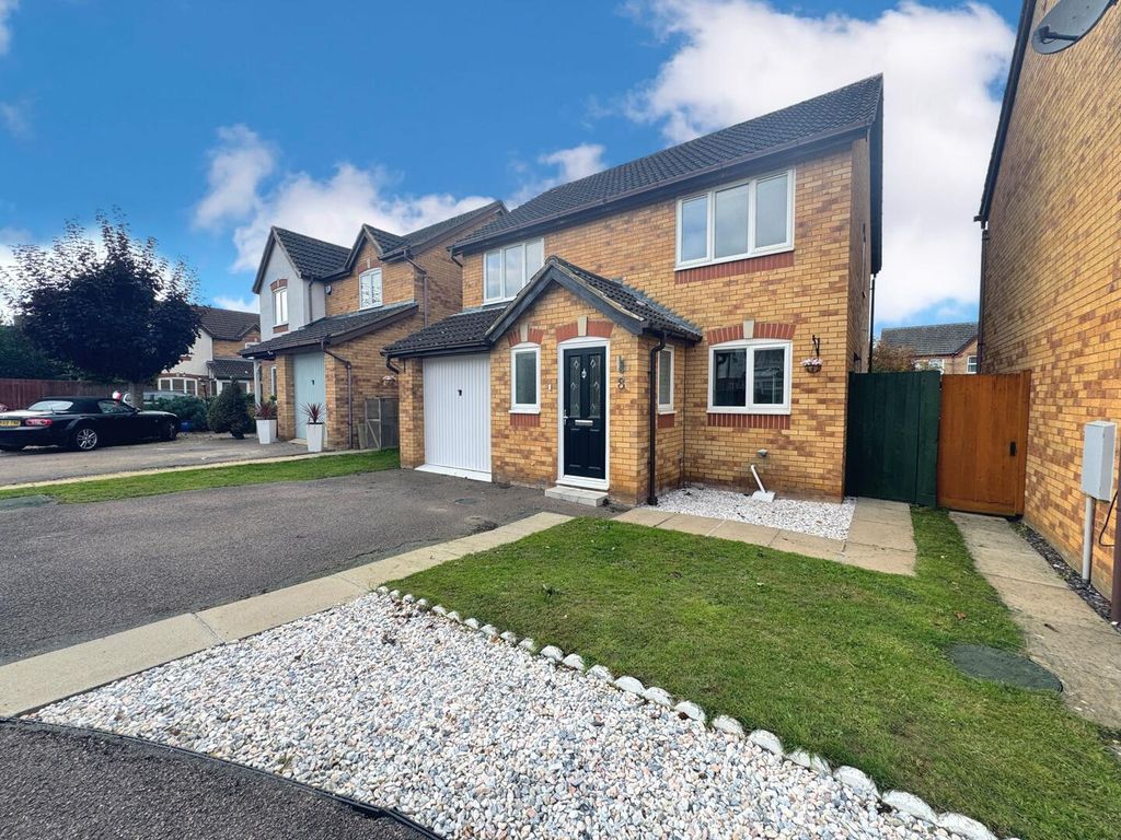 Property photo 1 of 19 Front (Exterior)