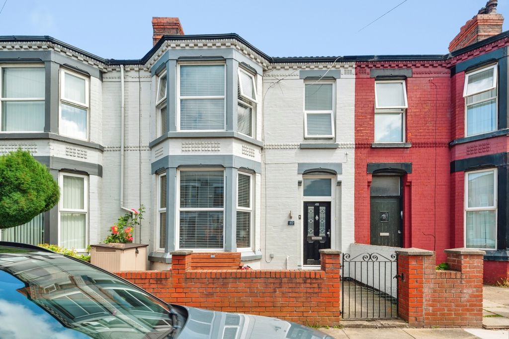 Property photo 1 of 17 Pbox-Img.Jpg