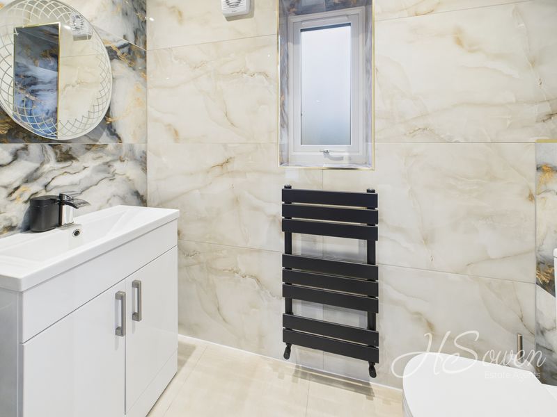 Property photo 3 of 23 Photo 19