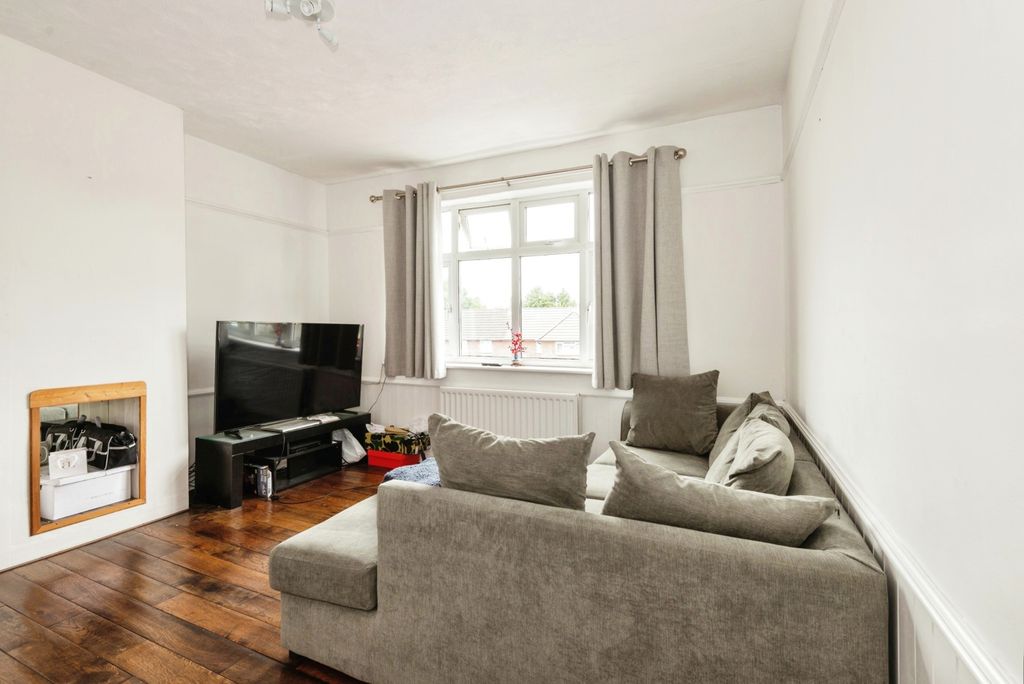 Property photo 1 of 8 Picture No. 08