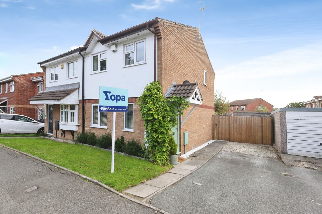 Property photo 1 of 18 Newcastleclosenewcastlecloseworcesterwr51Ra-6