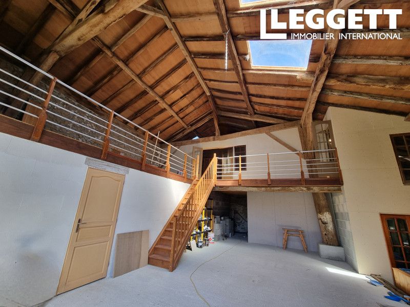 Property photo 3 of 10