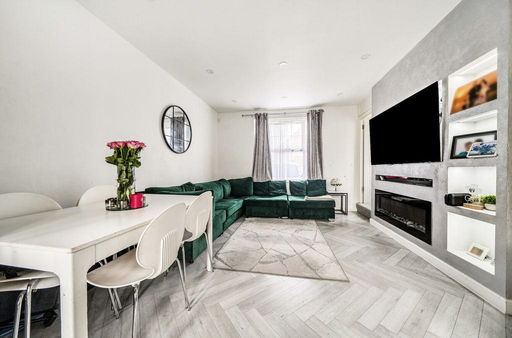 Property photo 3 of 11 1436722 (2).Jpg