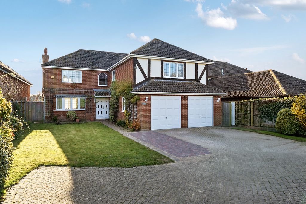 Property photo 1 of 23