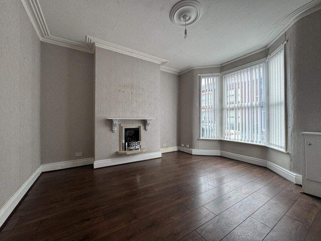 Property photo 3 of 12 Img_1327.Jpg
