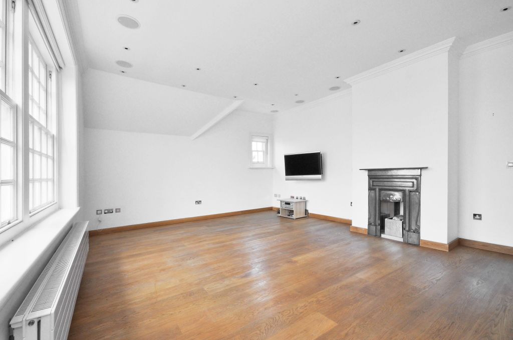 Property photo 2 of 7 Reception Room