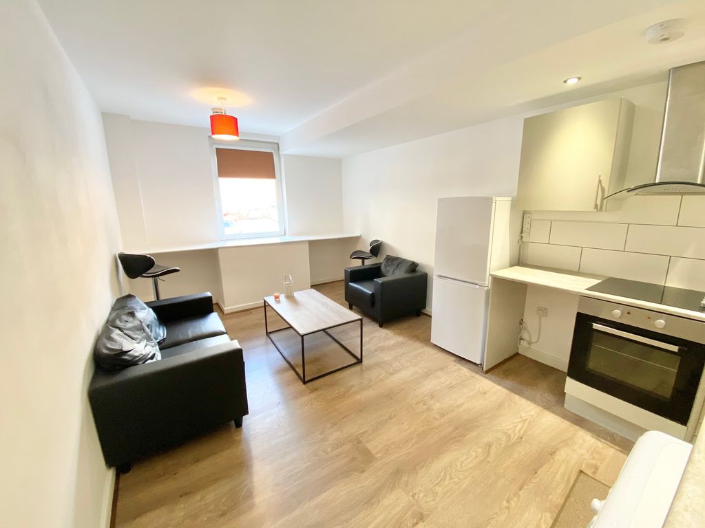 Property photo 2 of 6