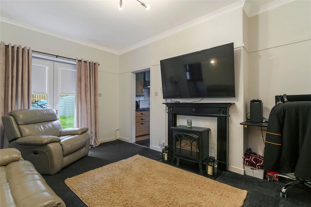 Property photo 3 of 21 Picture No. 26