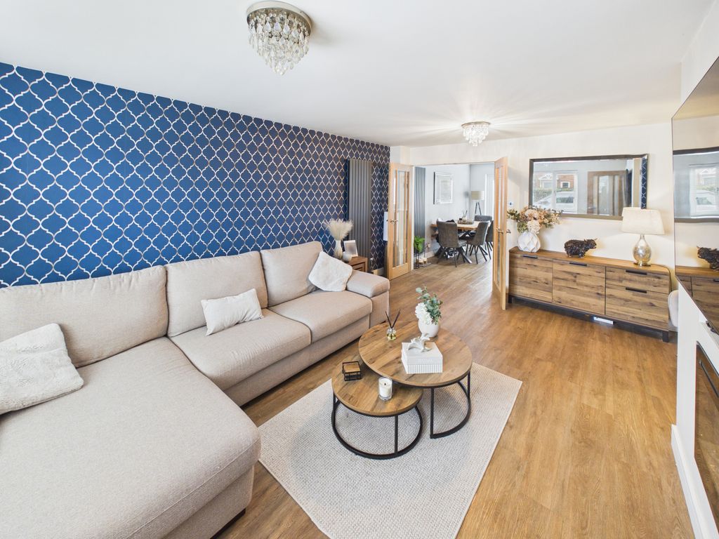 Property photo 3 of 13 Gallery