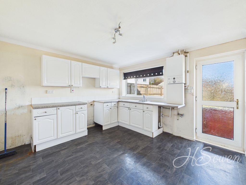 Property photo 3 of 10 Photo 10