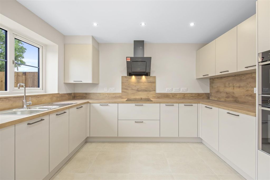 Property photo 2 of 15 l_9Dq7Kjgkelu0Unzqprka.Jpg