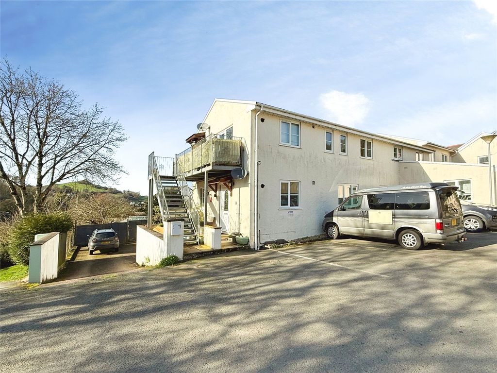 Property photo 1 of 12 Picture No. 09