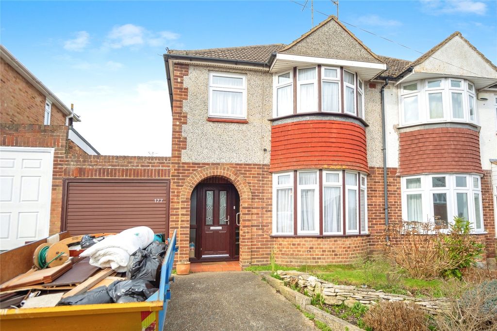 Property photo 1 of 18 Picture No. 02