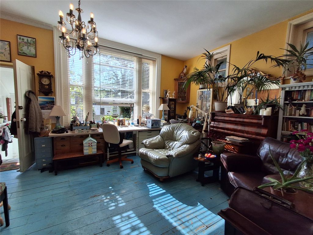 Property photo 1 of 16 Picture No. 24