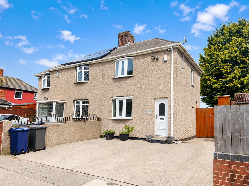 Property photo 1 of 10 External